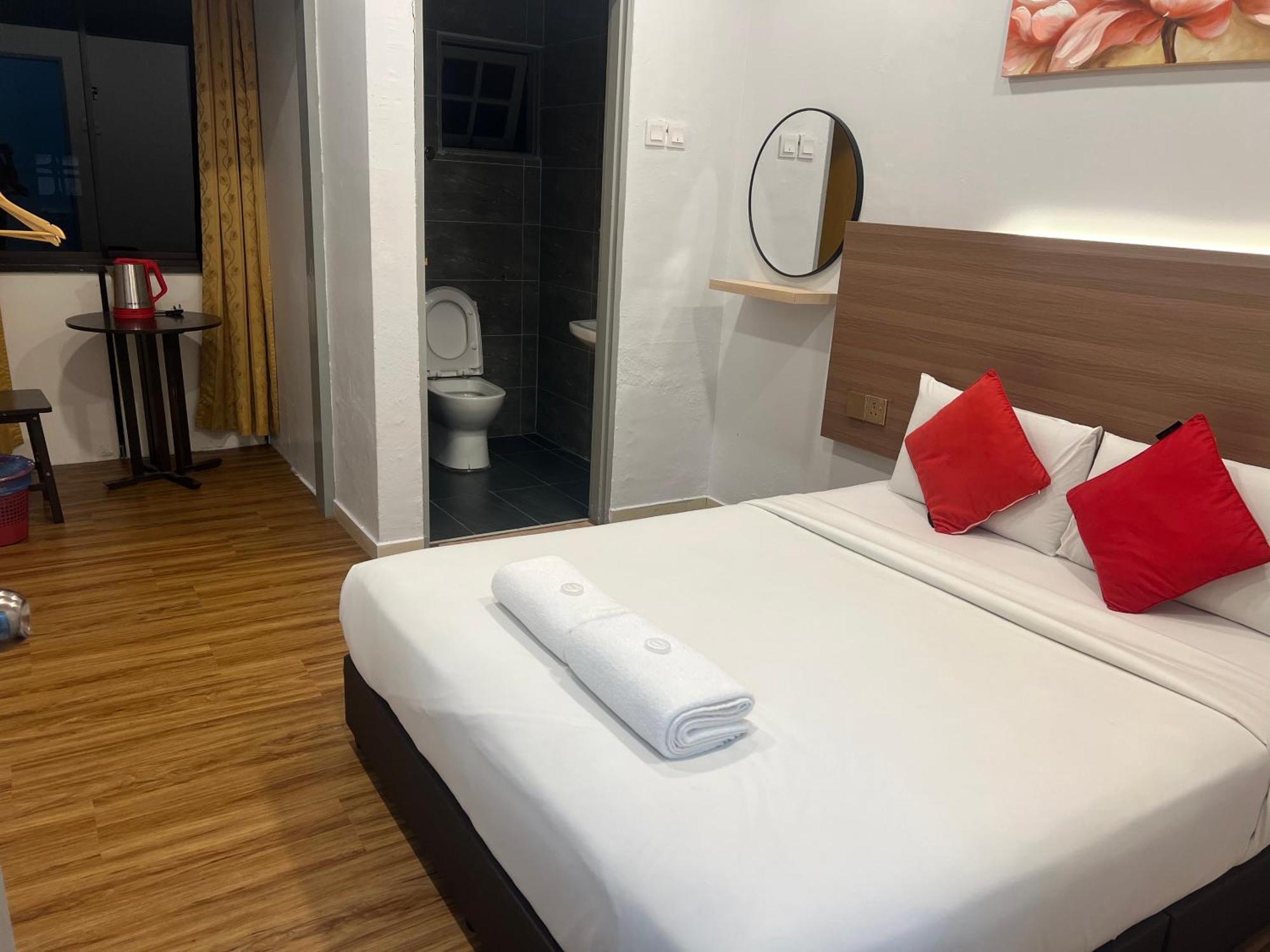 Esm Hotel Тана Рата Екстериор снимка